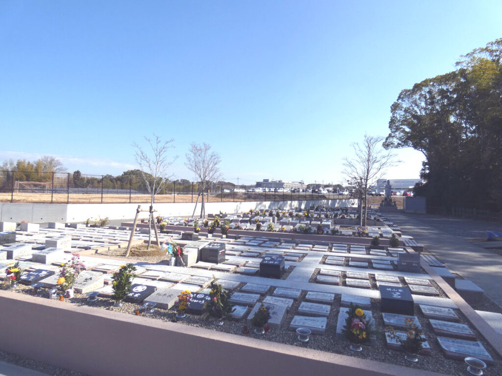 加古川市にある陽だまりの丘霊園の樹木葬の画像